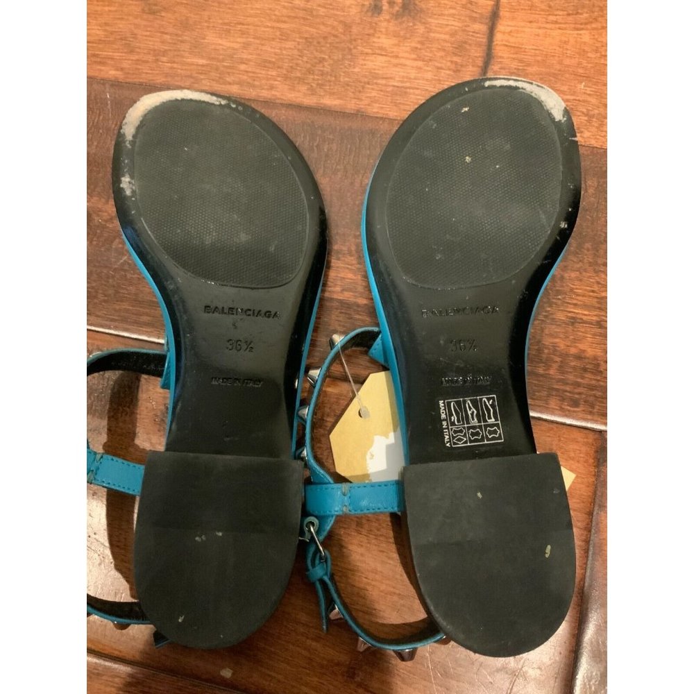 Balenciaga Teal Blue Leather Studded Thong Sandals, Size 6.5 (US) 36.5 (EU) - Picture 10 of 10